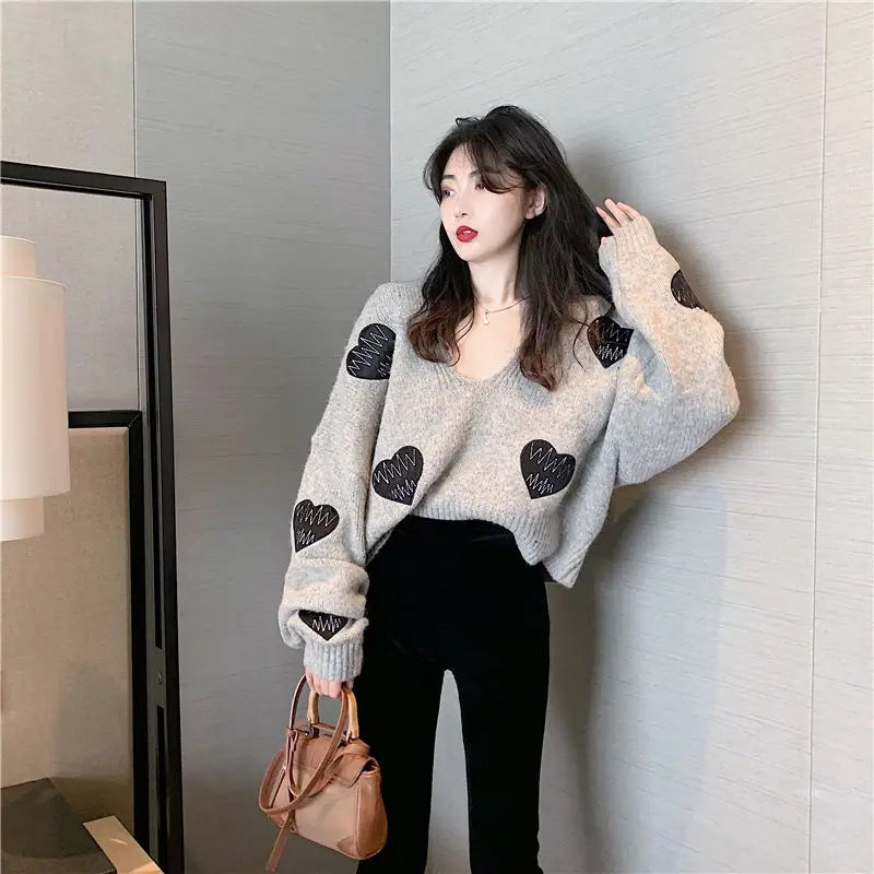 Ladies’ V-Neck Printed Knitted Pullover Sweater